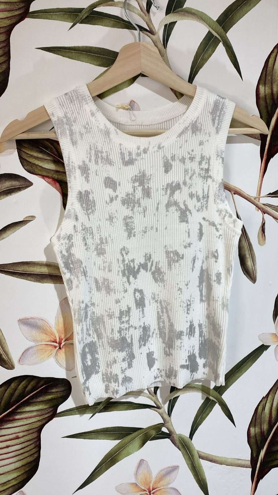 Camiseta de tirantes canalé con pinceladas en plata - Imagen 3