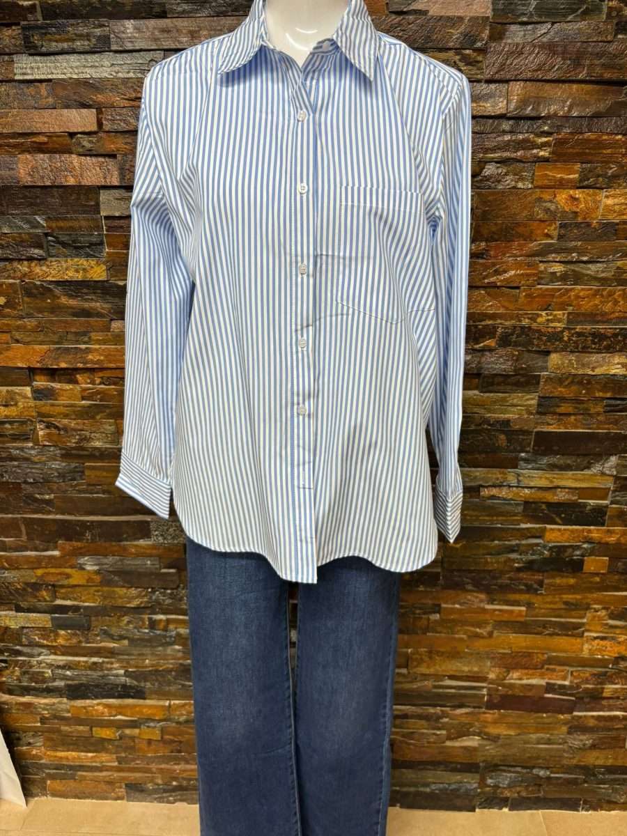 Camisa de Rayas Azul y Blanca