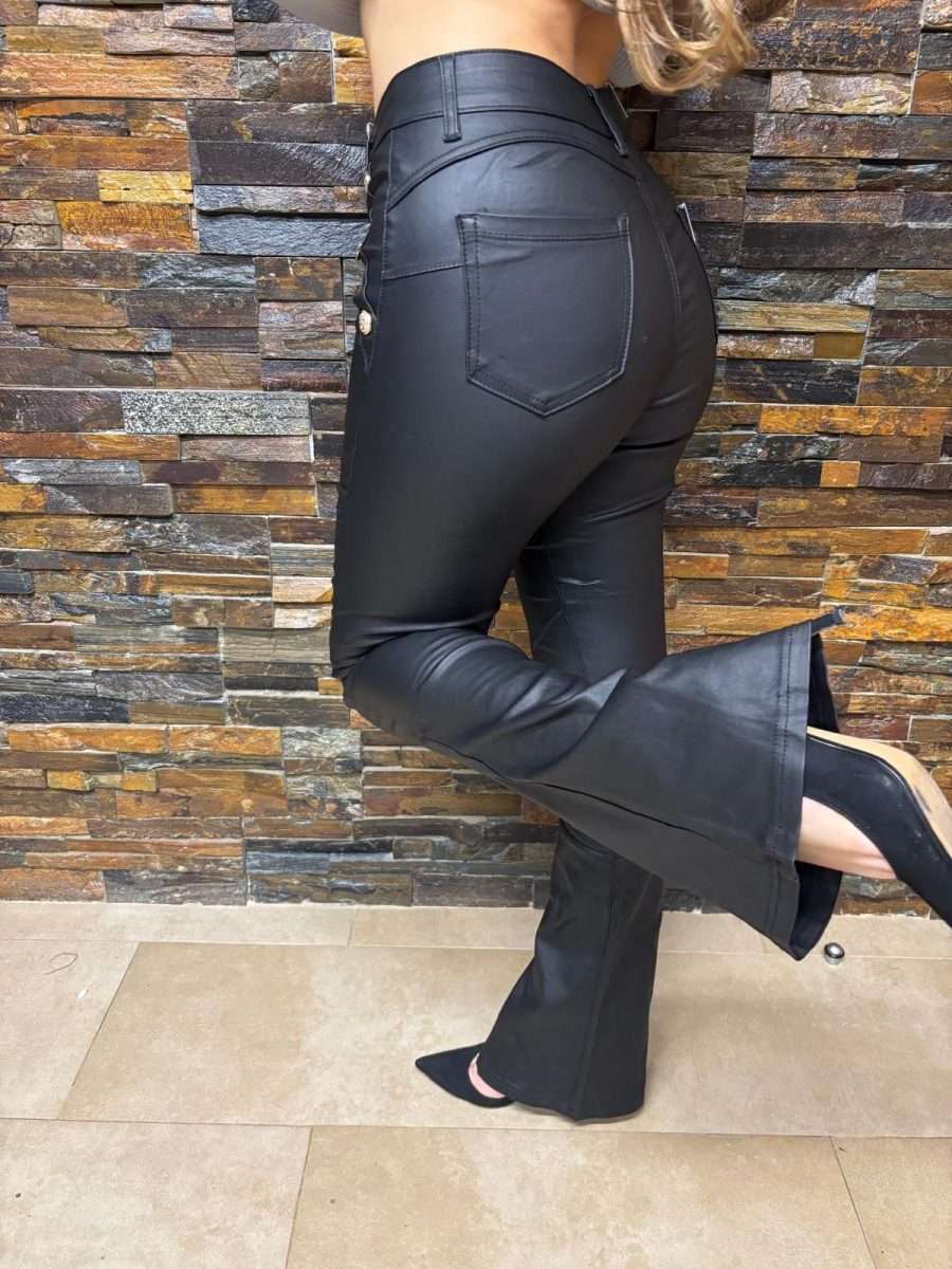 Pantalón de Polipiel con Elástico y Botones Dorados - Imagen 3