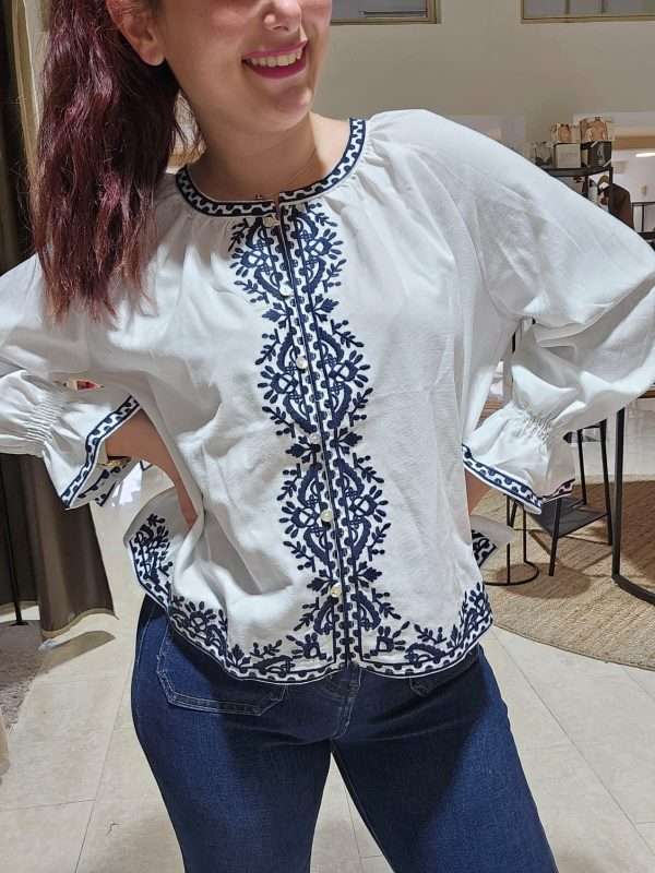 BLUSA BORDADA