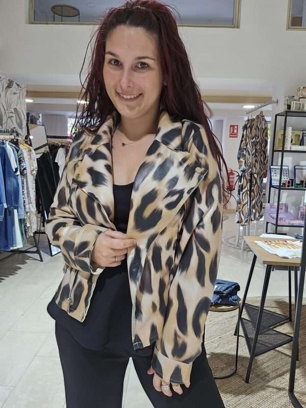 Chaqueta de Cuero Animal Print